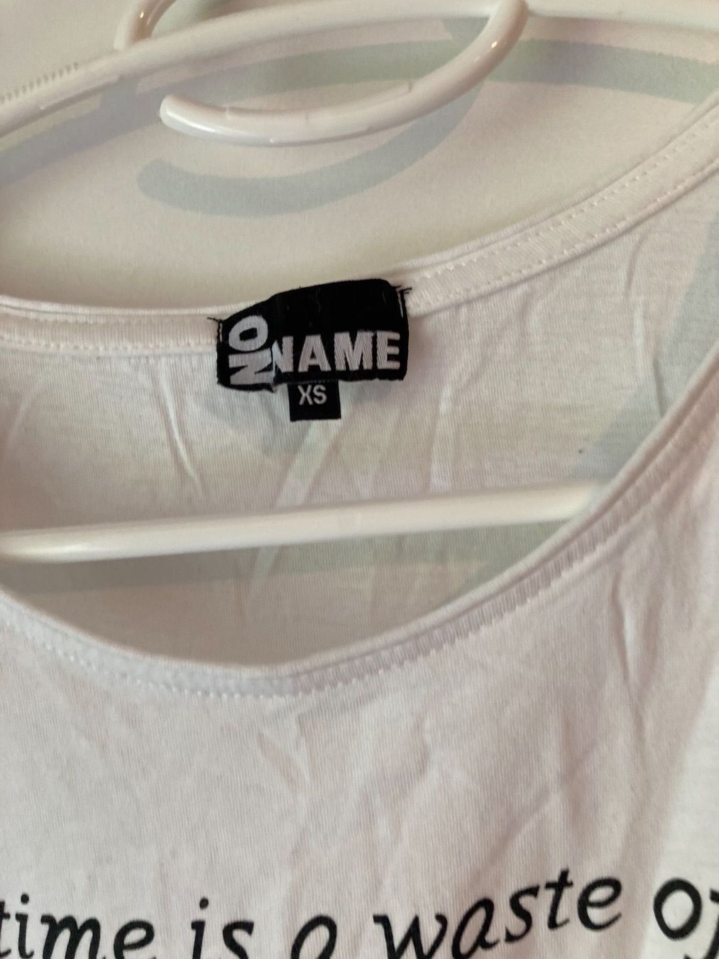 T-shirt: T-Shirt weiss Gr. XS – Usato da Thun venduto da Vans_98 2