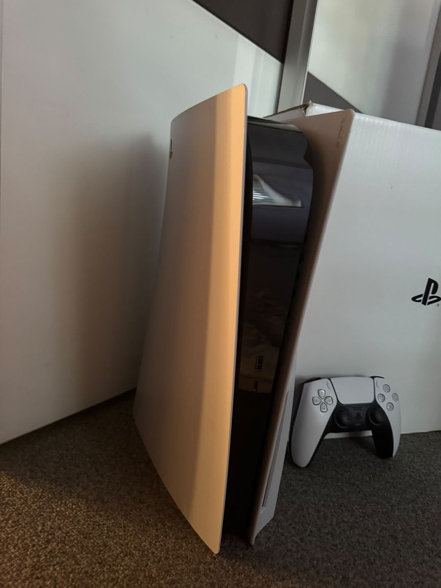 Sony Console: Sony PlayStation 5 Disc Edition mit Controller und OVP – Nuovo (secondo la descrizione) da Frauenfeld venduto da Rob_21 1