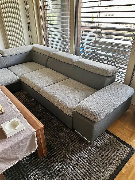 Sofas: Ampio divano letto angolare senza difetti, vero affare. – D'occasion à Bioggio par mar_2zpg 2