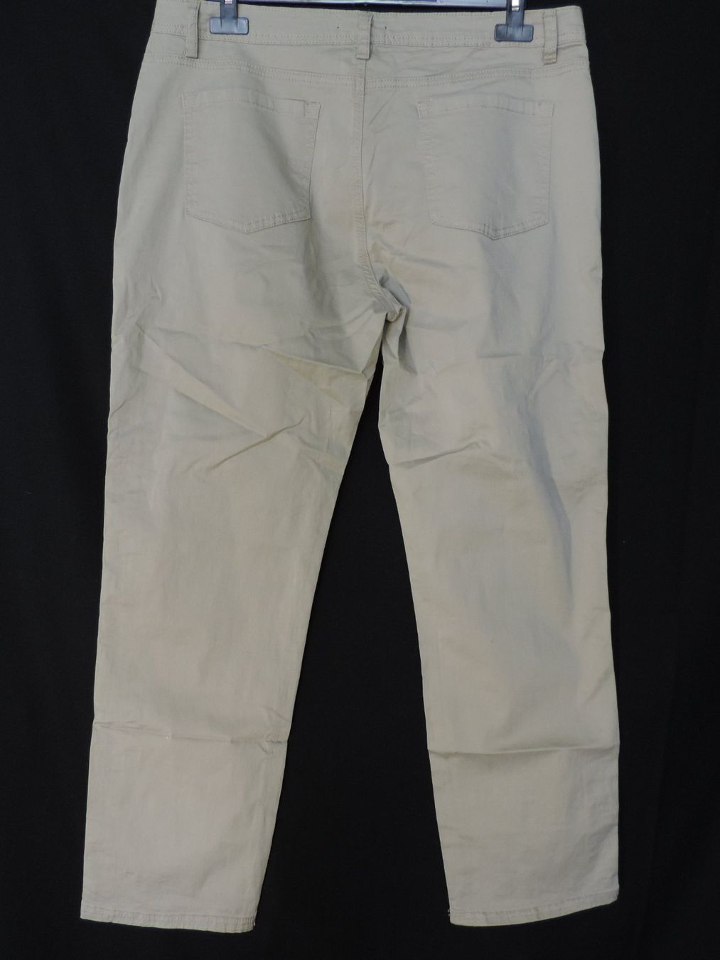 Pantaloni: pantalon vert kaki clair – Usato da Genève venduto da Axelle333 7