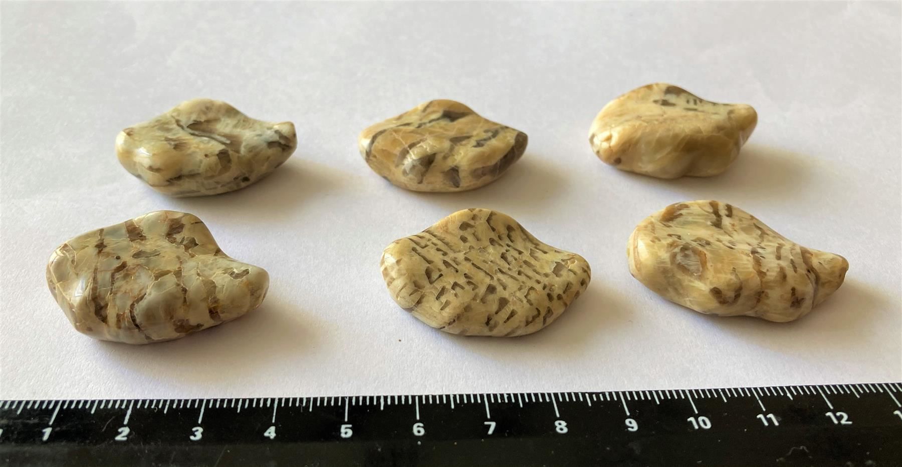 Perle (finte): 6 perles en Granit Grafit – Nuovo e nell'imballaggio originale da Goumoens-la-Ville venduto da brandonv 1