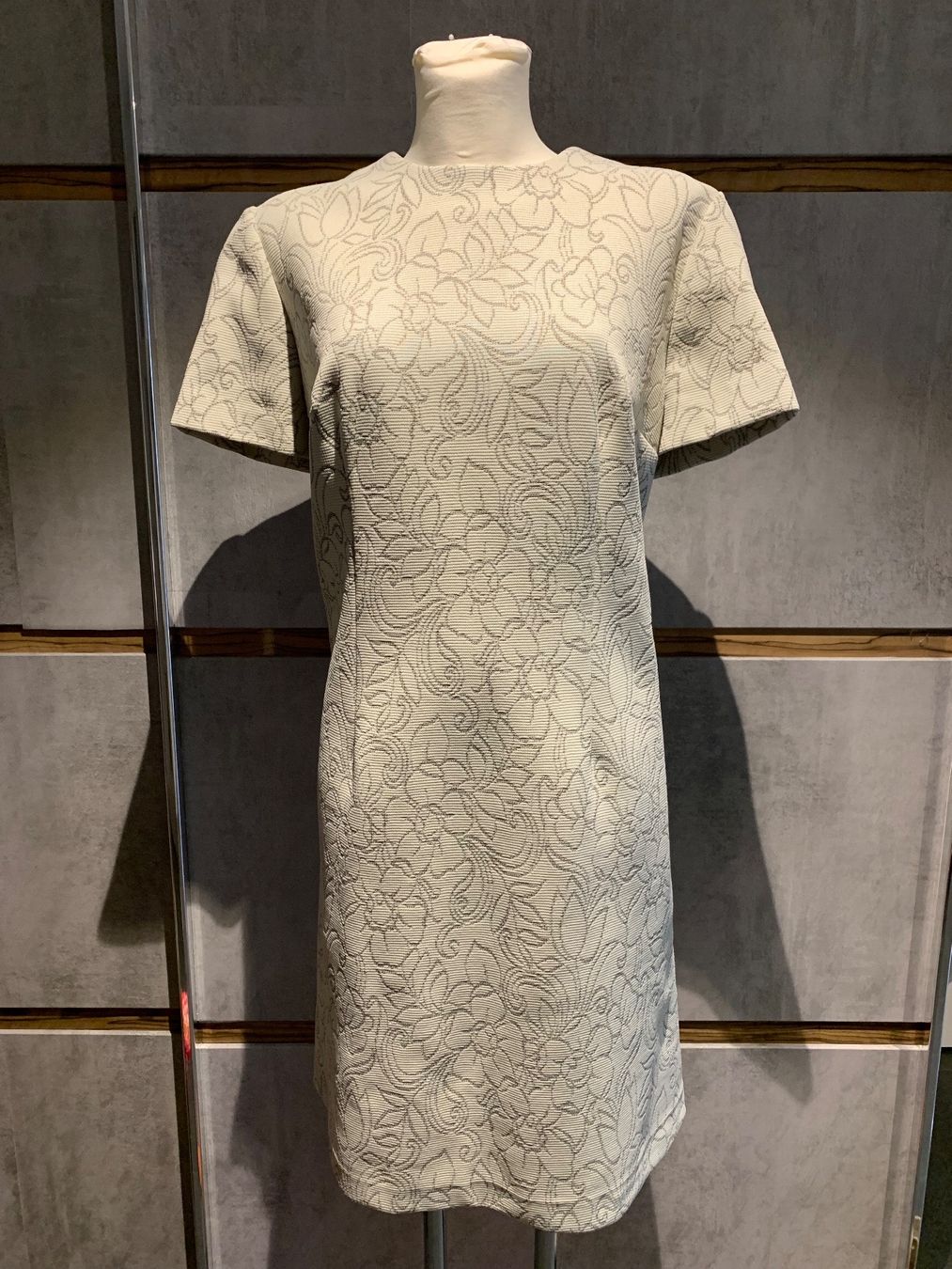 Costumi: Kostüm Mantel+Kleid, Vintage First Class Gr.42  Braut Mutter – Usato da Engelburg venduto da mamalanima 6