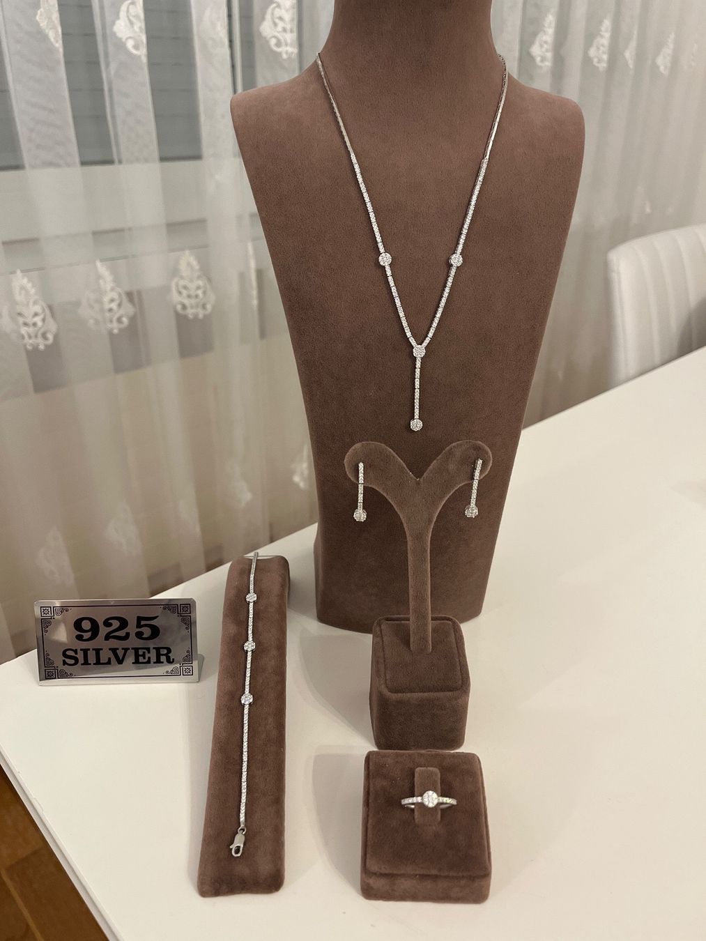 Autres bijoux: Silber schmuck set 925 – Neuf (Voir description) à Luterbach par uhrmacherin89