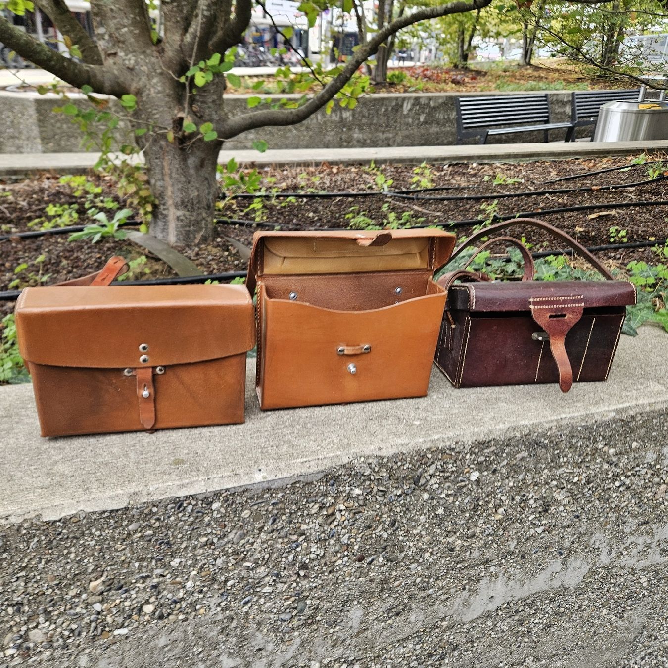 Borse: 3x LEDERTASCHEN – Usato da Muttenz venduto da Samba01