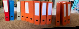 A4 Ordner-Sammlung breit und schmal