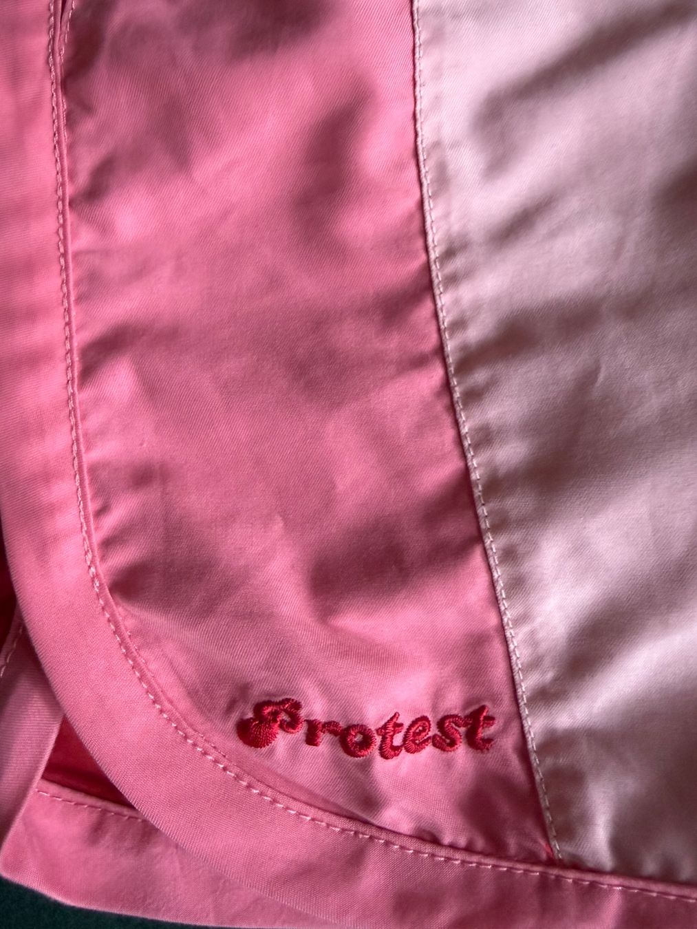 Protest Pantaloni: VINTAGE PROTEST Shorts  Gr. M – Usato da Interlaken venduto da Bona55 4