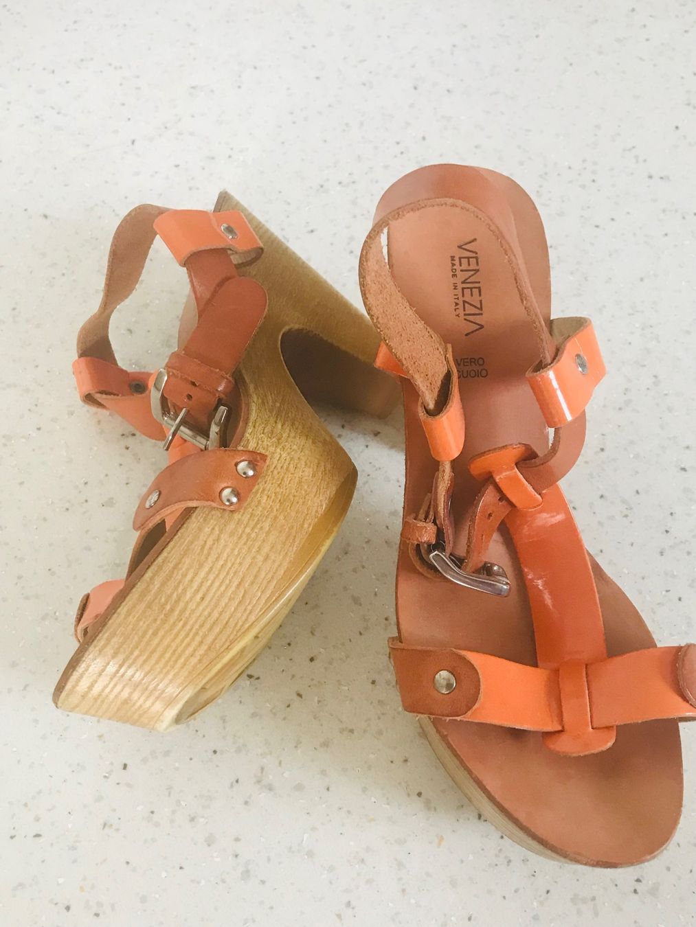 Scarpe da donna: Sandalen, Sommerschuhe, Gr.38 – Usato da Zürich venduto da KEEPINSPIRED 1