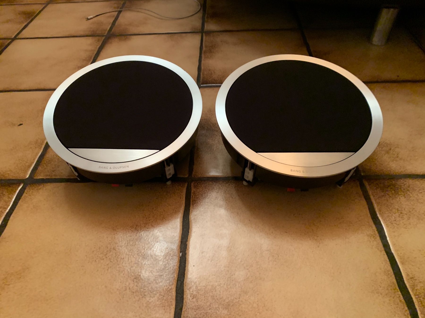 Bang & Olufsen Casse acustiche: Einbaulautsprecher BeoVox 2-2 schwarz – Nuovo (secondo la descrizione) da Trimbach venduto da SABO-61 1