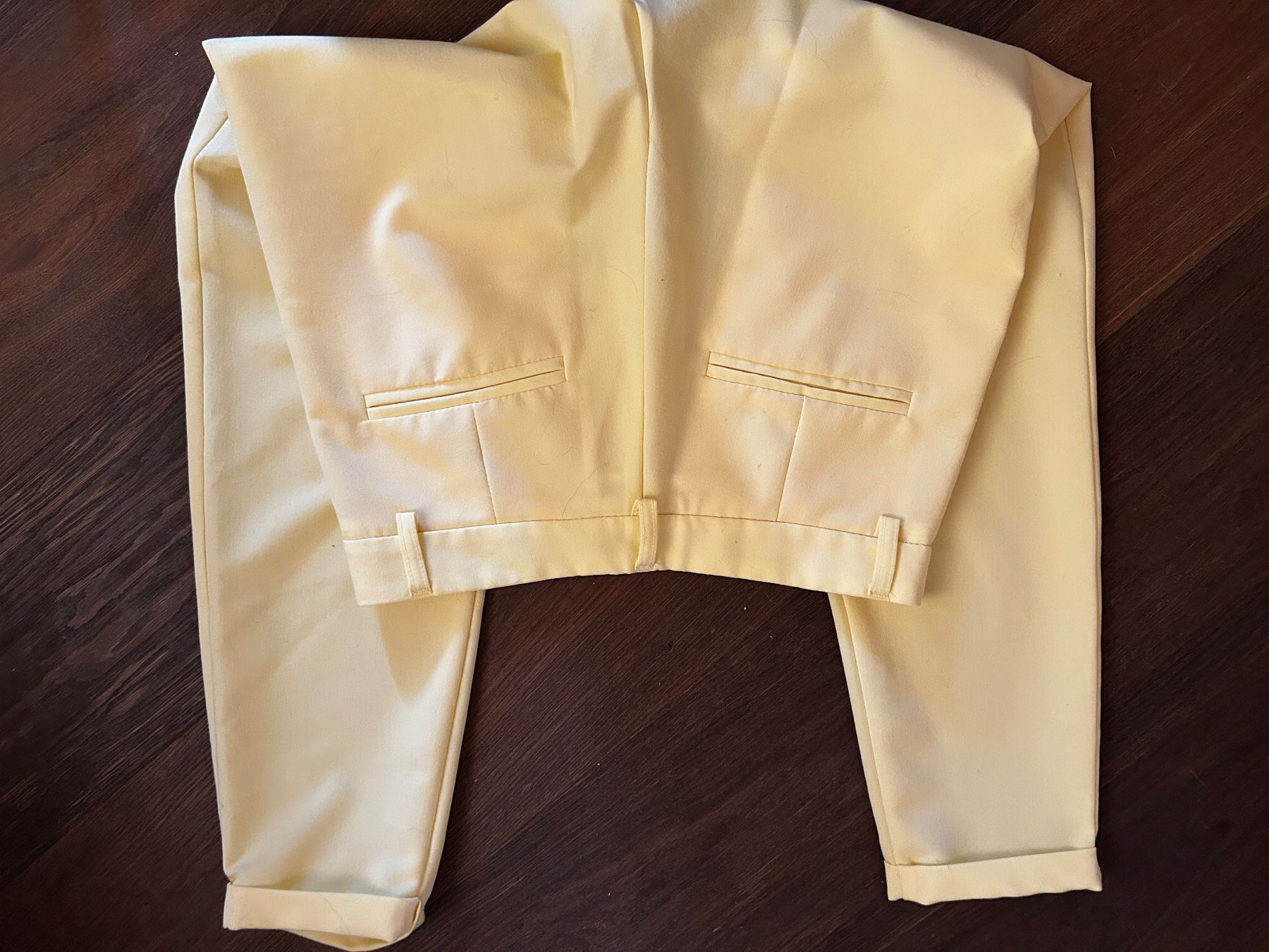 Pantaloni: Alles 10.- Sommer Hosen gelb gr 36 – Usato da Scherz venduto da Mandarine8 1