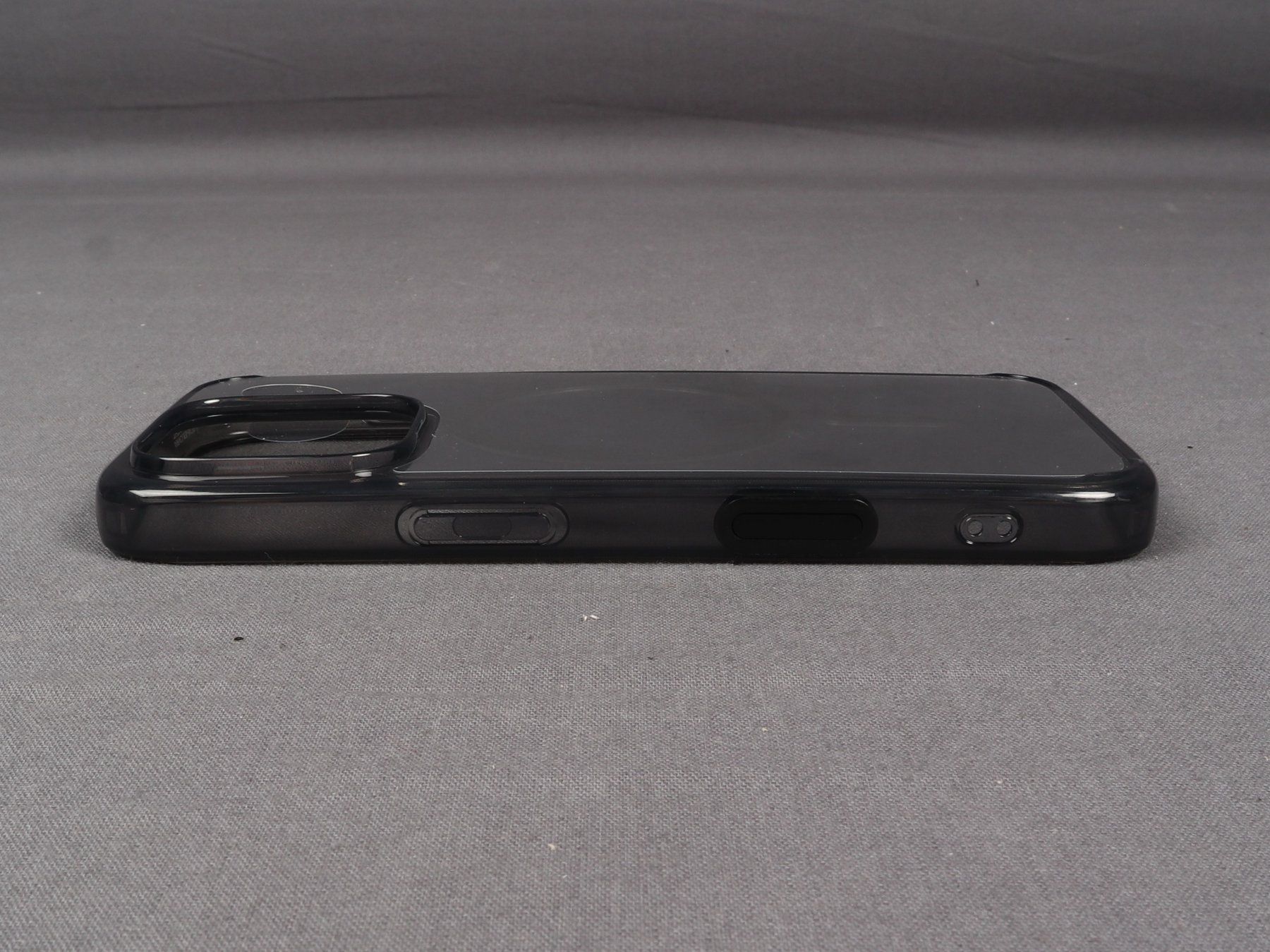 Spigen Cover & Protezioni schermo: SPIGEN iPhone 16 Pro Ultra Hybrid Case – Nuovo (secondo la descrizione) da Steinen venduto da Restwert_Steinen 3