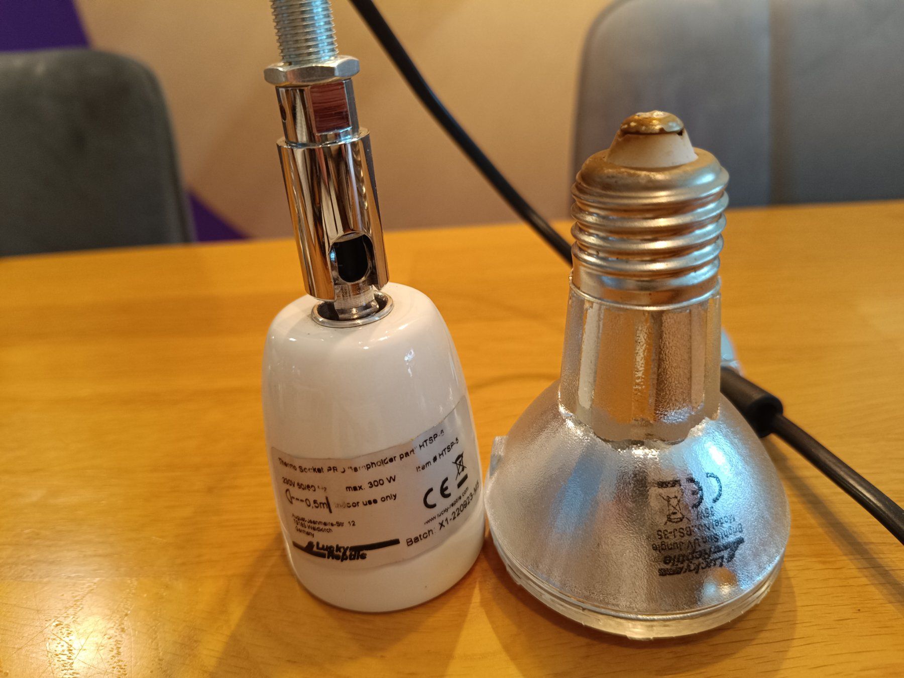 Componenti elettronici: 2 Bringt Control Vorschaltgeräte inkl. Lampen – Usato da Safenwil venduto da Paschaa 1