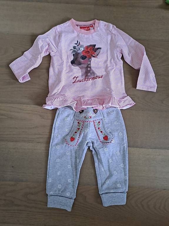 Lotti & Set di vestiti: Mädchenkleider / Babyset Oktoberfest 80ig – Usato da Neftenbach venduto da Ctruempi