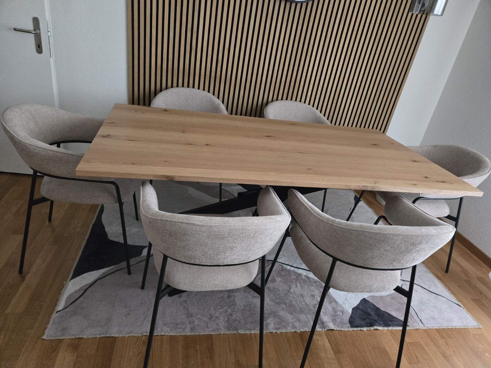 Tischset: Holz Esstisch mit 6 Designer Stühlen von CLARS – Gebraucht aus Rüti ZH von ale_v8cn 5