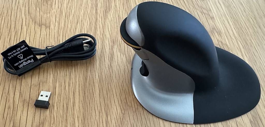 Mouse: Fellowes Penguin Ergonomische Maus – Usato da Volketswil venduto da IT-Mac
