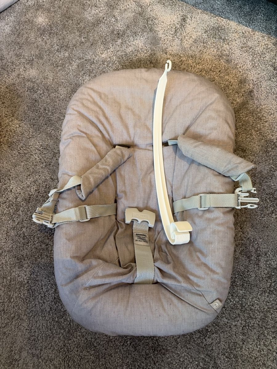 Stokke Chaises hautes: Stokke Triptrap Newborn Set – D'occasion à Engelburg par Christine_W1988