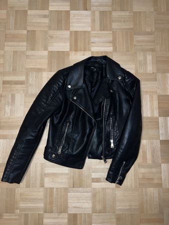 Schwarze Vero Moda Lederjacke, Gr. S – Top Zustand!