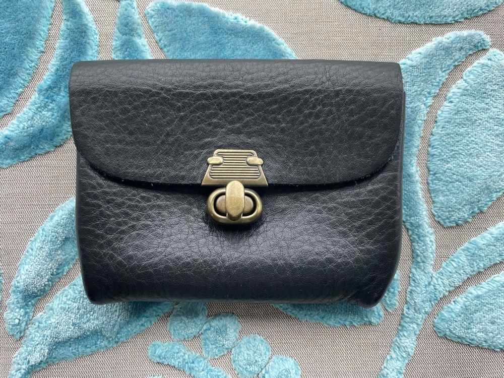 Portefeuille Vintage En Cuir Noir Avec Détails Métal - Occasion