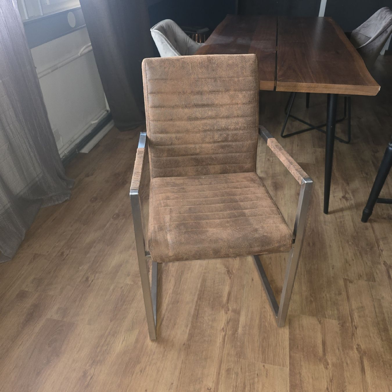 Chaises: Stühle – Neuf (Voir description) à Schwerzenbach par Mixi2018