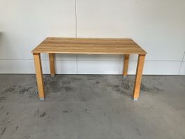 Gartentisch aus Holz neu 1.5 m