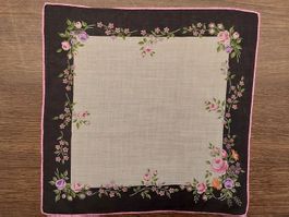 Taschentuch Motiv Blumen