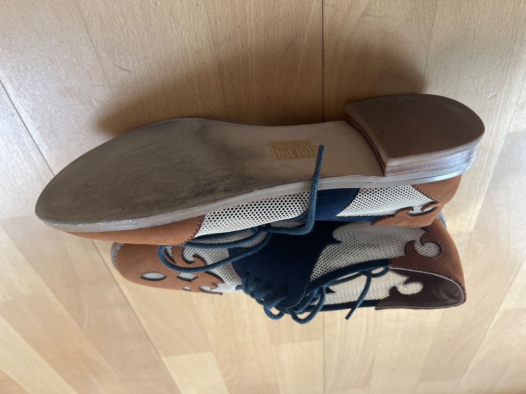 Scarpe da donna: Modische Schnürschuhe Gr. 37 – Usato da Zürich venduto da laudomai 2