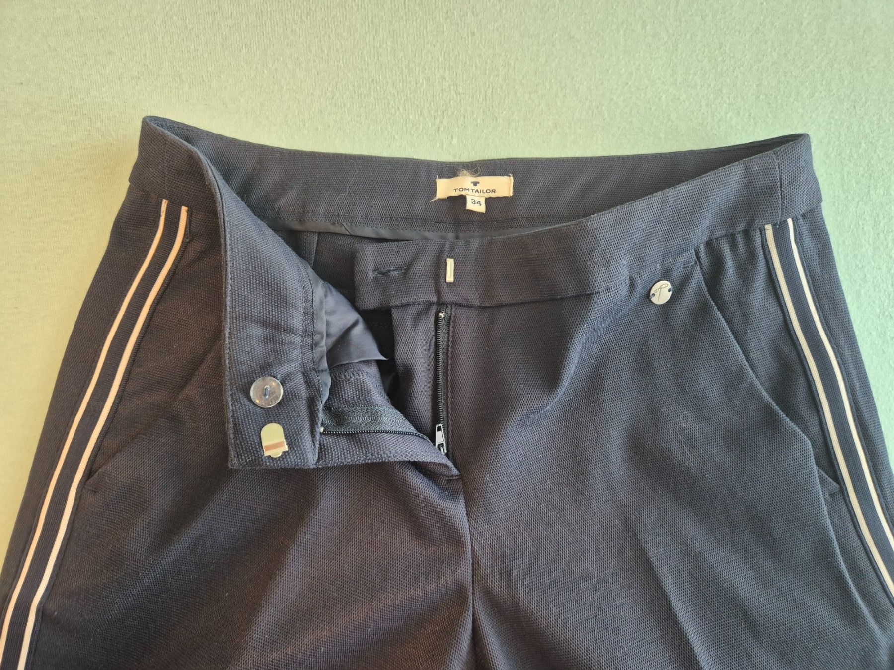 Tom Tailor Pantaloni: Tom Tailor Chinohose Gr. 34 – Nuovo (secondo la descrizione) da Schaffhausen venduto da Madison74 1