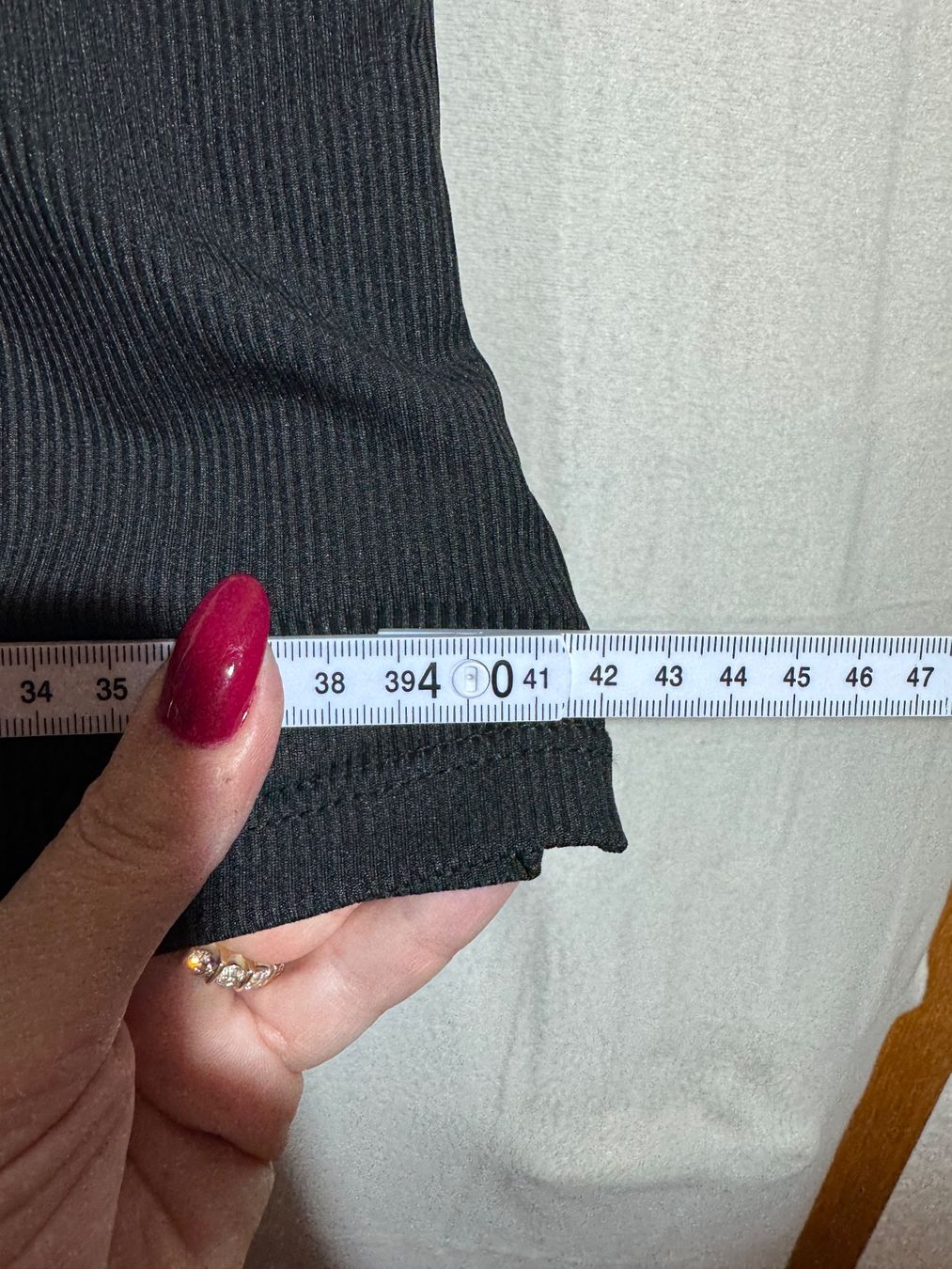 Top: Schwarzes Basic mit verstärkter Brust Gr. M – Nuovo (secondo la descrizione) da Grosswangen venduto da SALE_SALE_SALE 8