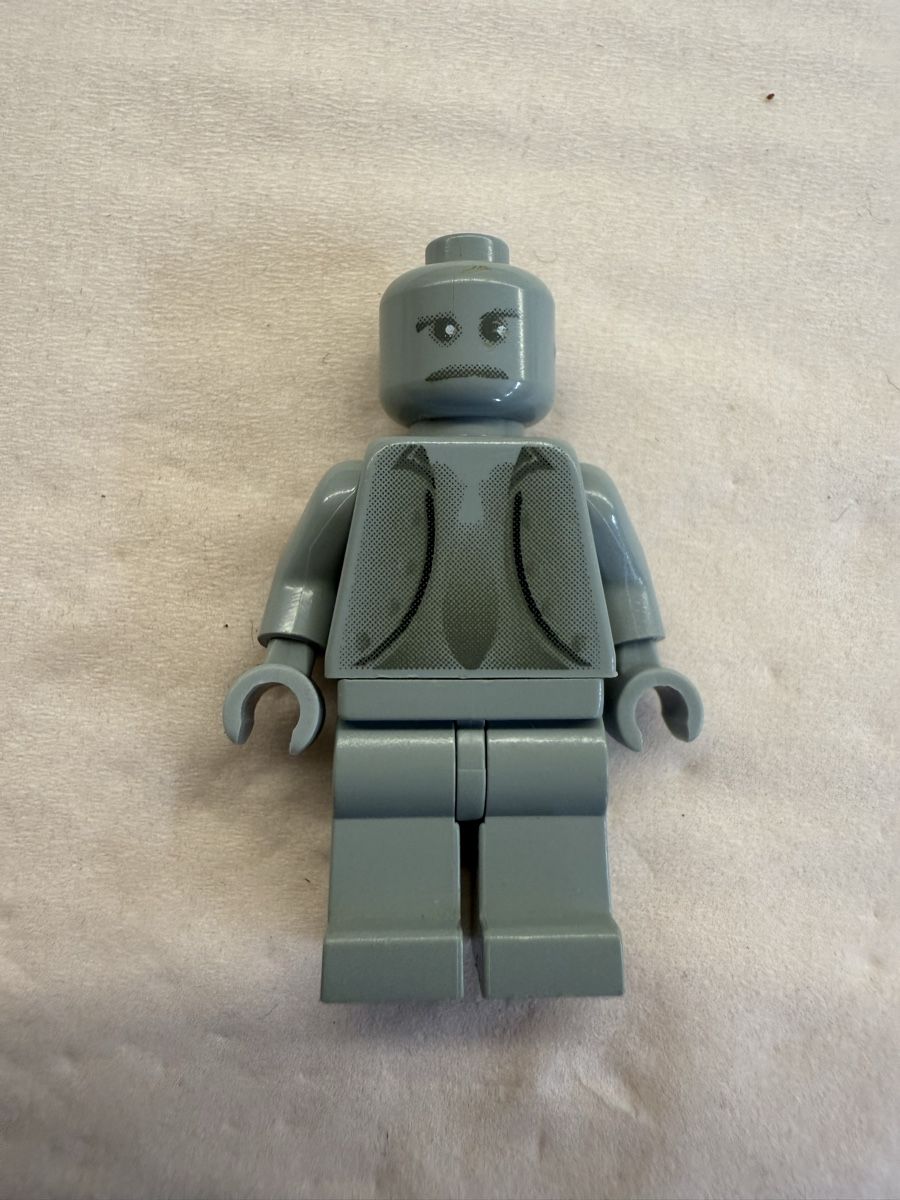 Lego Giocattoli: Lego Figur Hellgrau Torso PEEVES – Usato da Rheinfelden venduto da zim_2hqc