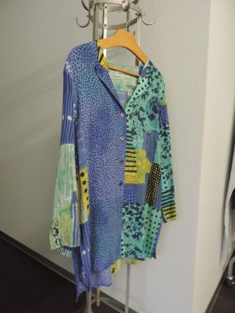 Farbenfrohe Bluse