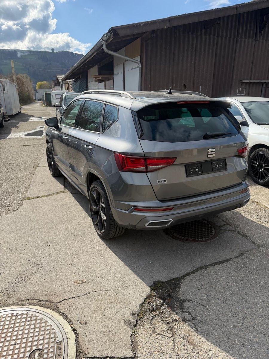 Seat Automobili: Seat Ateca 2023 25tkm Unfallfahrzeug – Difettoso da Belp venduto da Pat_csl7
