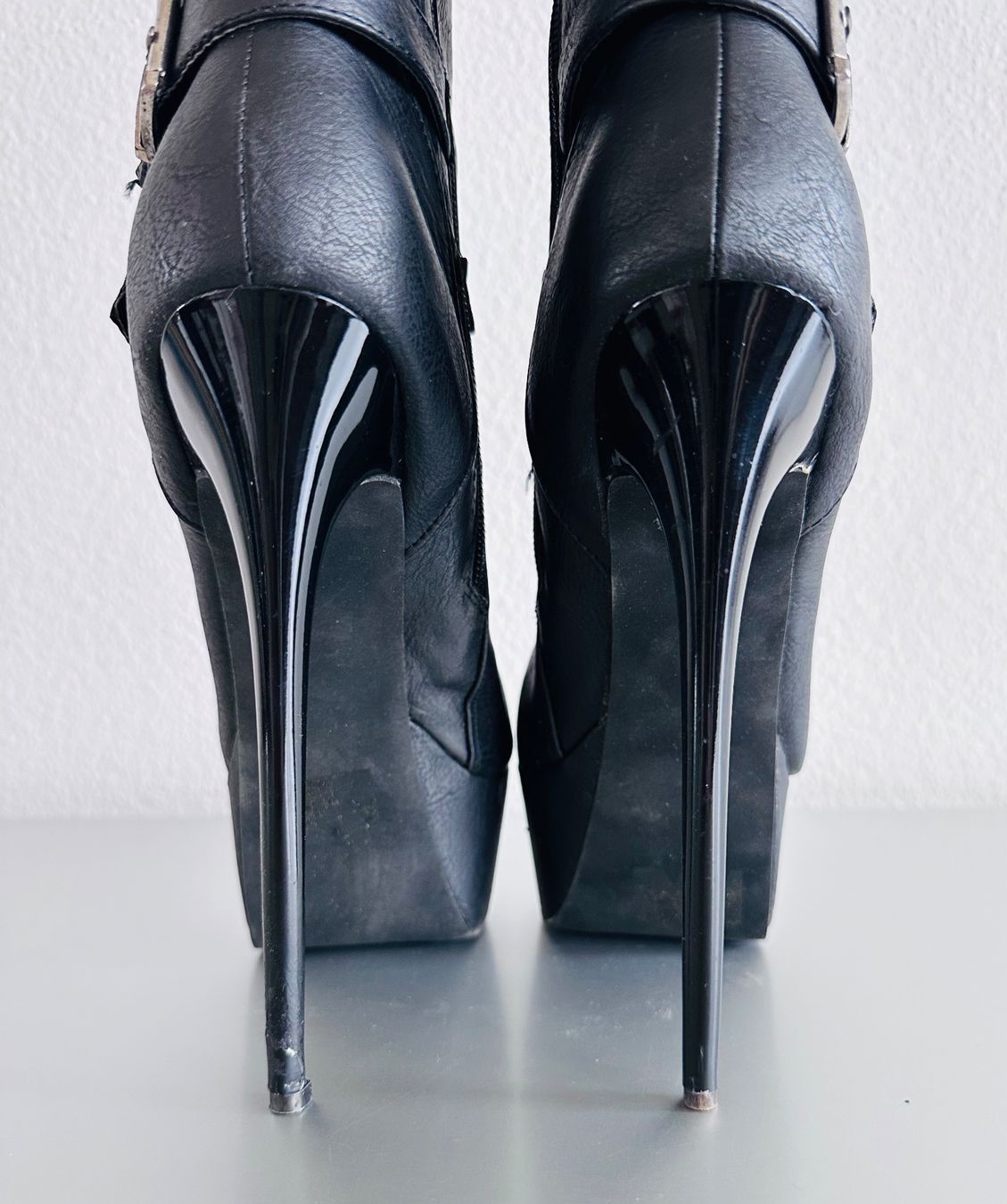 Damenschuhe: Stripper High Heel Platform Boots size 38 heel 16cm used – Gebraucht aus Zürich von smackpix 1