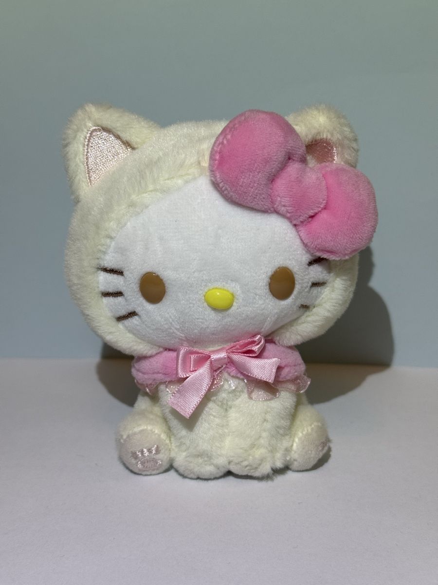 Sanrio Schlüsselanhänger & - bänder: Sanrio Hello Kitty Keychain – Gebraucht aus Les Avanchets von ang_qqx6