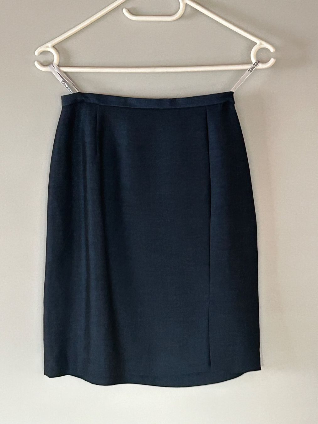 Betty Barclay Giacche: Blazer und Jupe Gr.34 – Usato da Wil SG venduto da Bitzitom 1