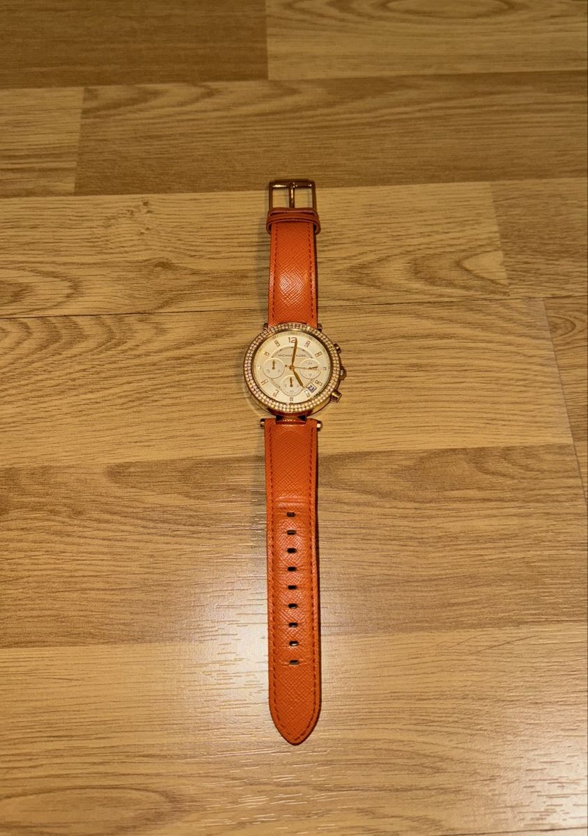 Michael Kors Orologi: Michael Kors Uhr mit Lederband – Usato da Zürich venduto da alexandragarcia1