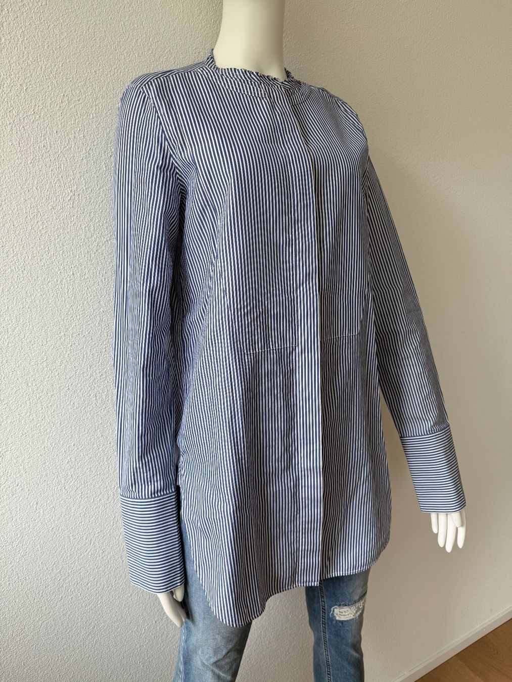 Celine Camicette: Celine Bluse – Nuovo (secondo la descrizione) da Winterthur venduto da 19.19 2