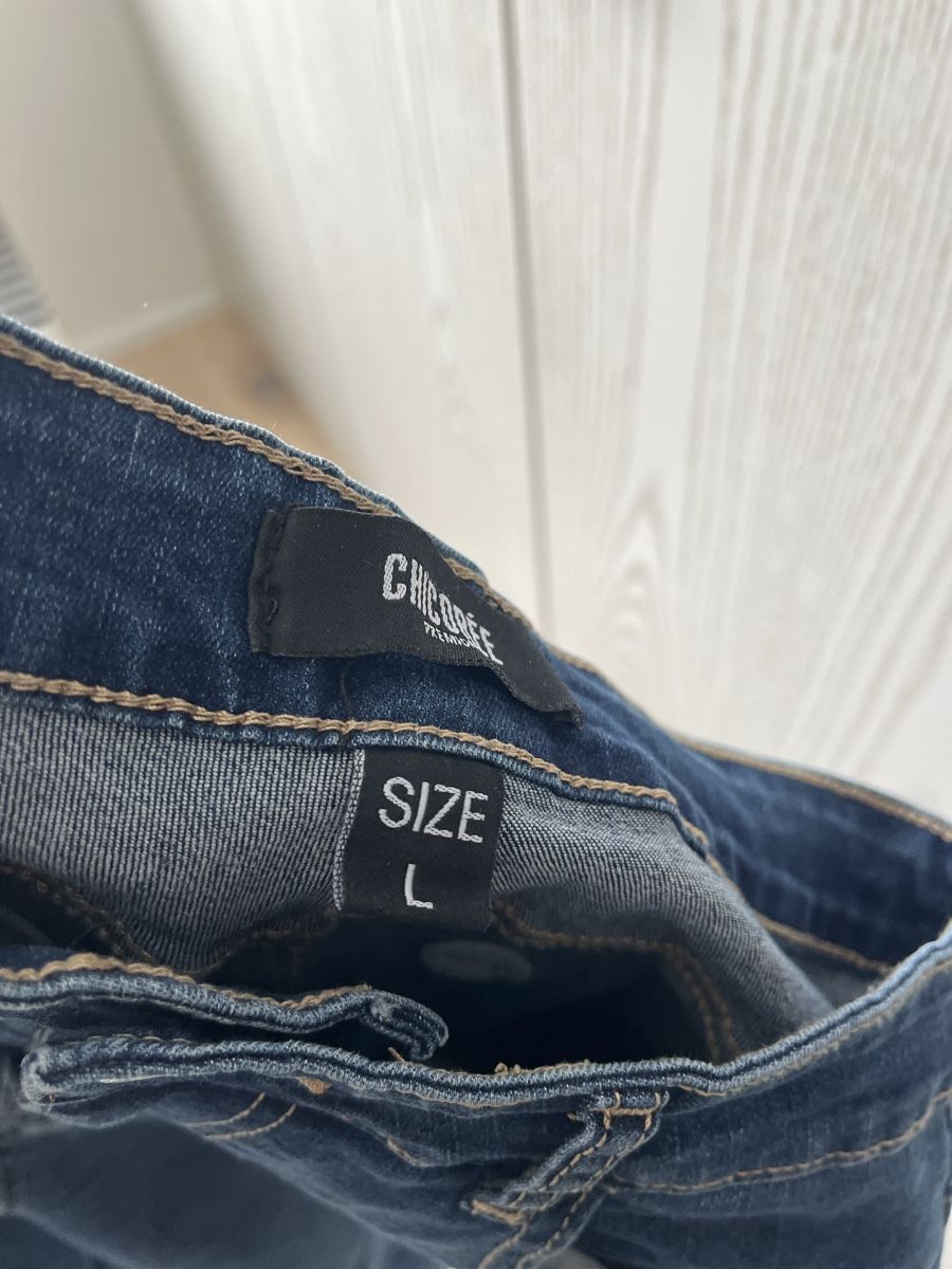 Jeans: Coole Jeans mit Strass – Neuf (Voir description) à Wermatswil par -secondchance- 4