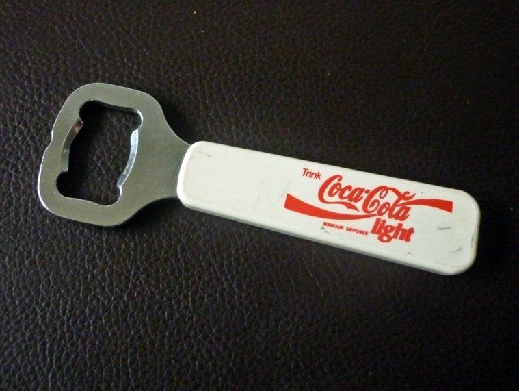 Apribottiglie & Tappi per chiusura: Lot COCA COLA - Flaschenöffner - Öffner – Usato da Adliswil venduto da di_hans 4