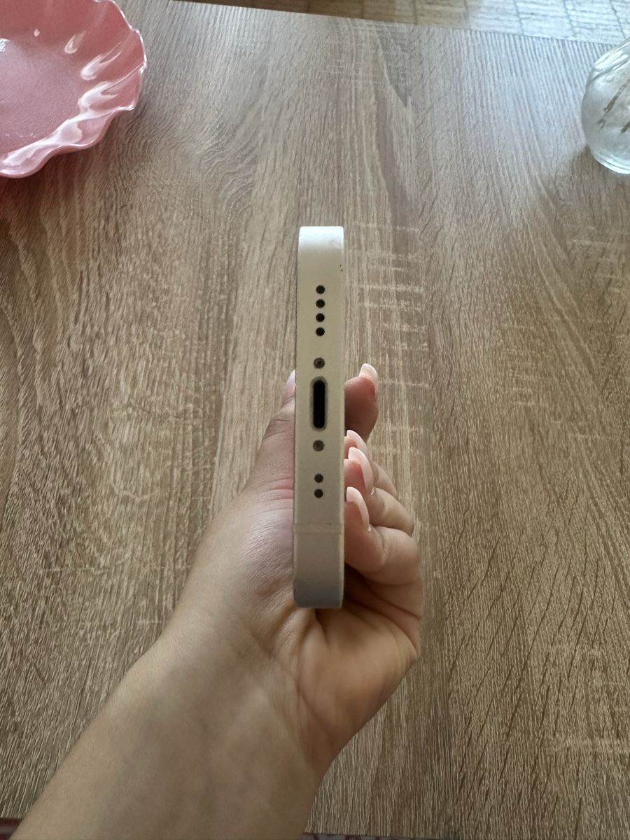 Apple Handys / Smartphones: iphone 13 mini – Neu (gemäss Beschreibung) aus Othmarsingen von sabriinahn 4