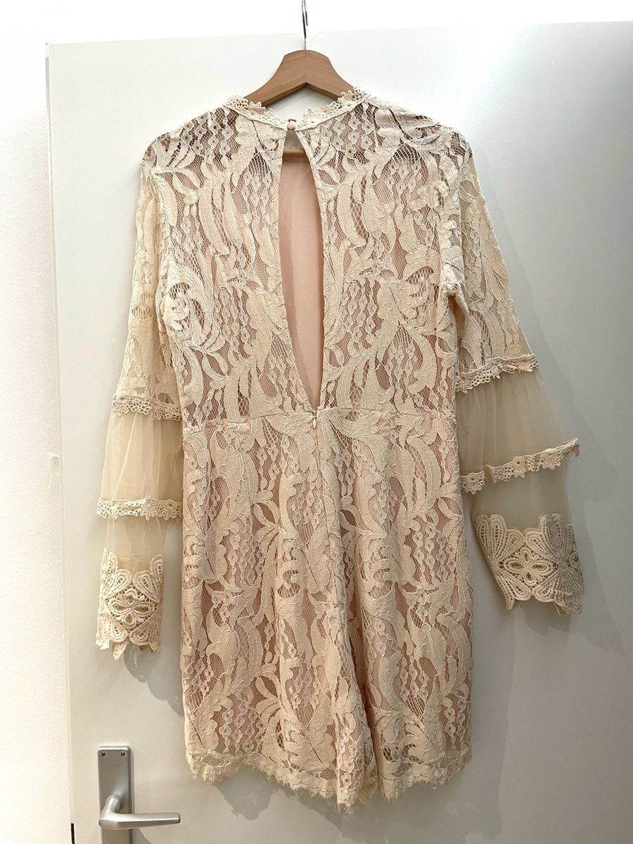 Tute: SPITZEN-JUMPSUIT BEIGE – Usato da Ziefen venduto da Elar_store 1