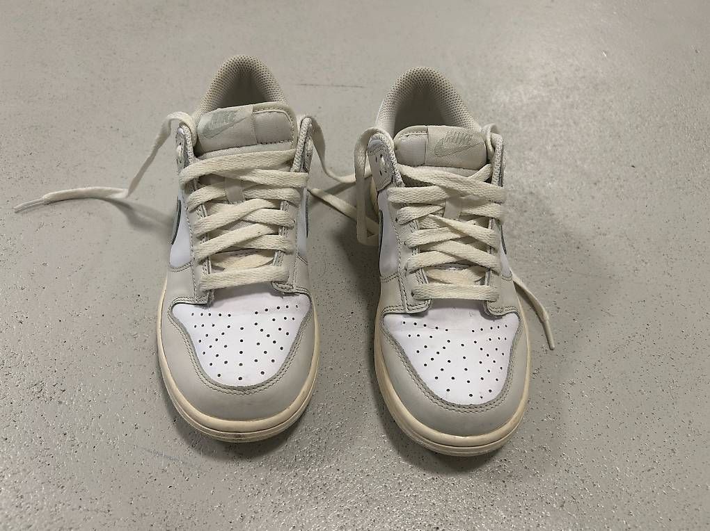 Damenschuhe: Nike Sneakers weiss Gr. 38 – Gebraucht aus Thalheim an der Thur von Iselisberger