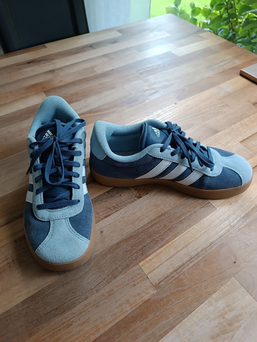 Adidas Scarpe da donna: Adidas Sneaker – Nuovo (secondo la descrizione) da Basel venduto da kau_d97h 1