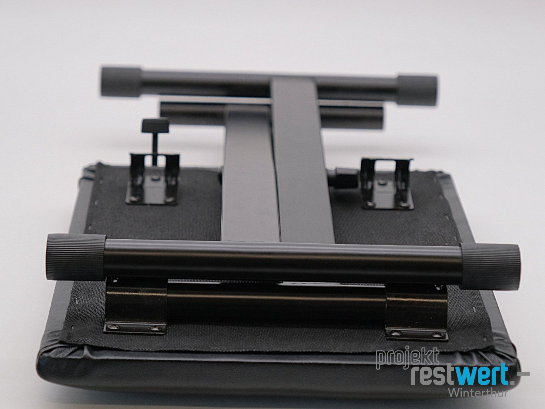 Hocker: GEWA Klavierhocker KB-10B schwarz – Gebraucht aus Winterthur von Restwert_Winterthur 1
