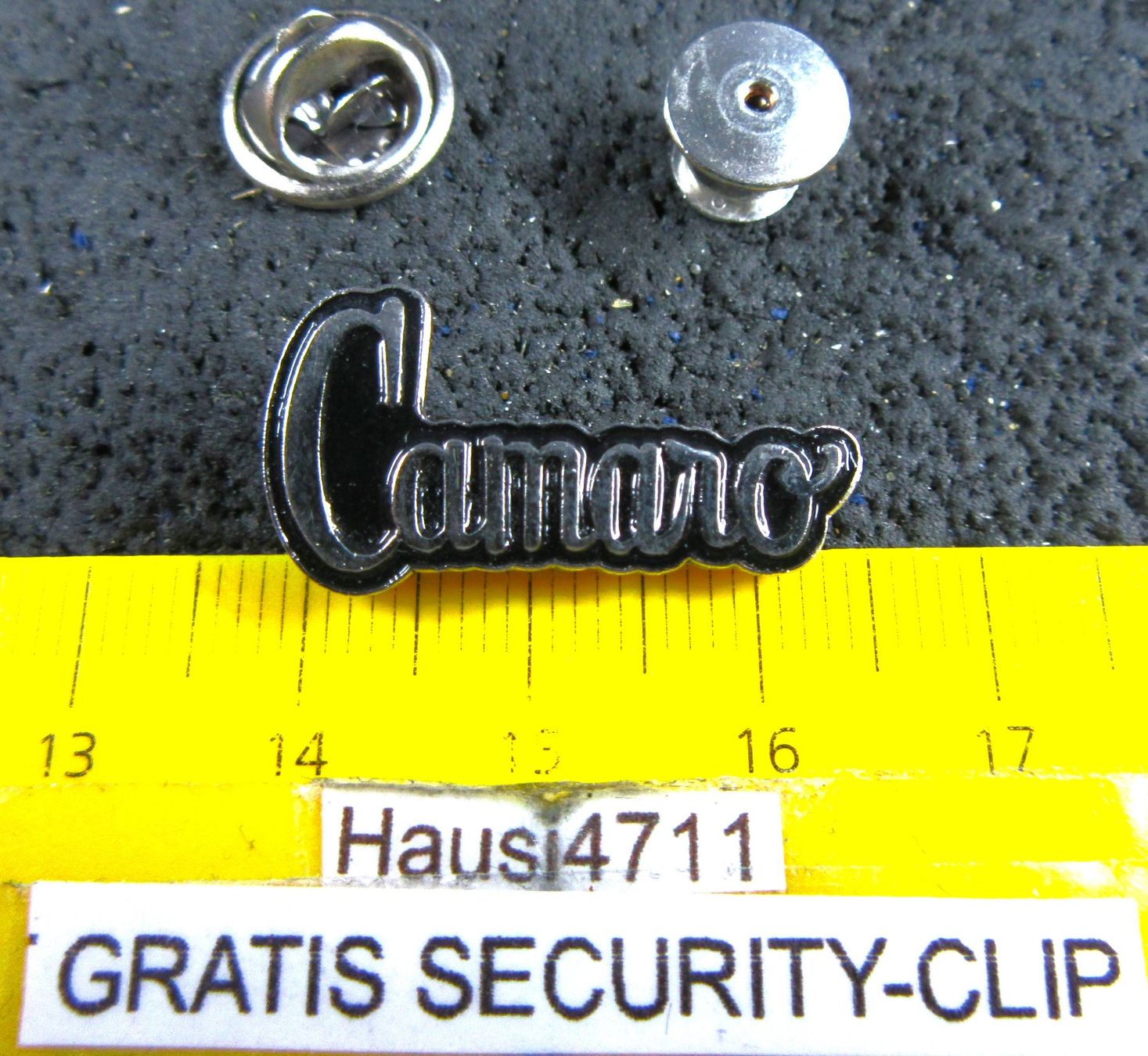 Chevrolet Plaketten & Abzeichen: CAMARO CHEVROLET AUTO PIN MIT SECURITY-CLIP – Gebraucht aus Ettingen von Hausi4711