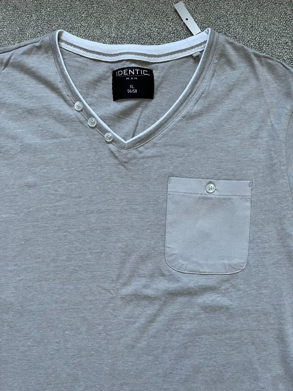 Maglioni & Felpe: Sweatshirt Gr XL. Fabrikneu – Nuovo e nell'imballaggio originale da Rekingen AG venduto da nederland1
