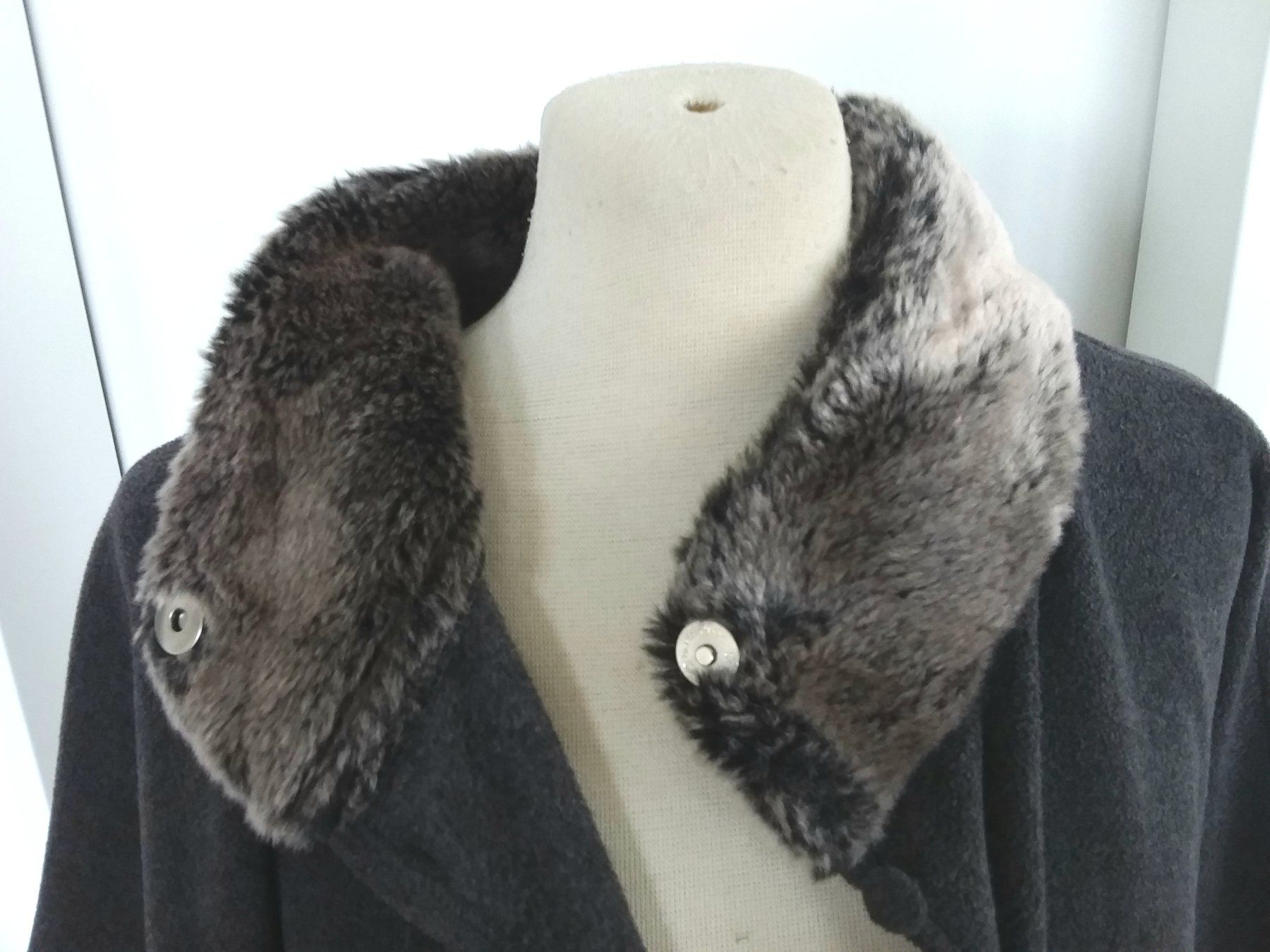 Sonstige Damenmode: Cape / Poncho – Gebraucht aus Immensee von Btrutmann 2