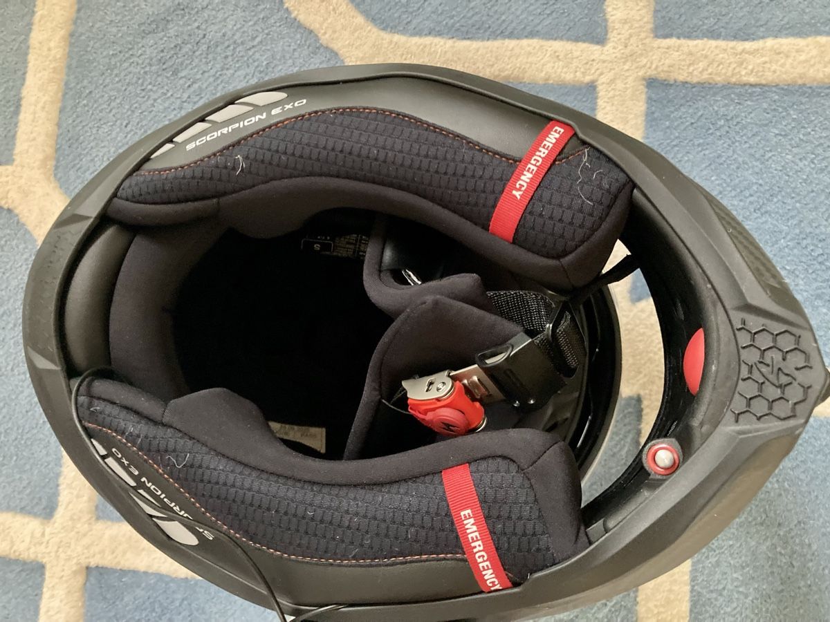 Caschi & visiere: Integralhelm aus Carbon mit integriertem Audiosystem Cardo – Nuovo (secondo la descrizione) da Schaffhausen venduto da san08 2