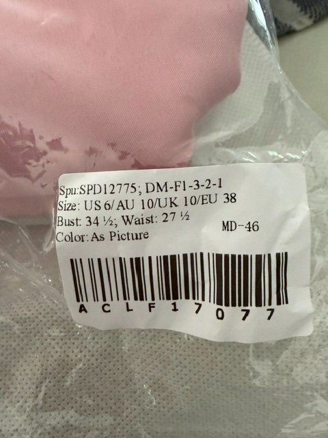 Kleider: Abendkleid – Neu und originalverpackt aus Chur von Sille11 2
