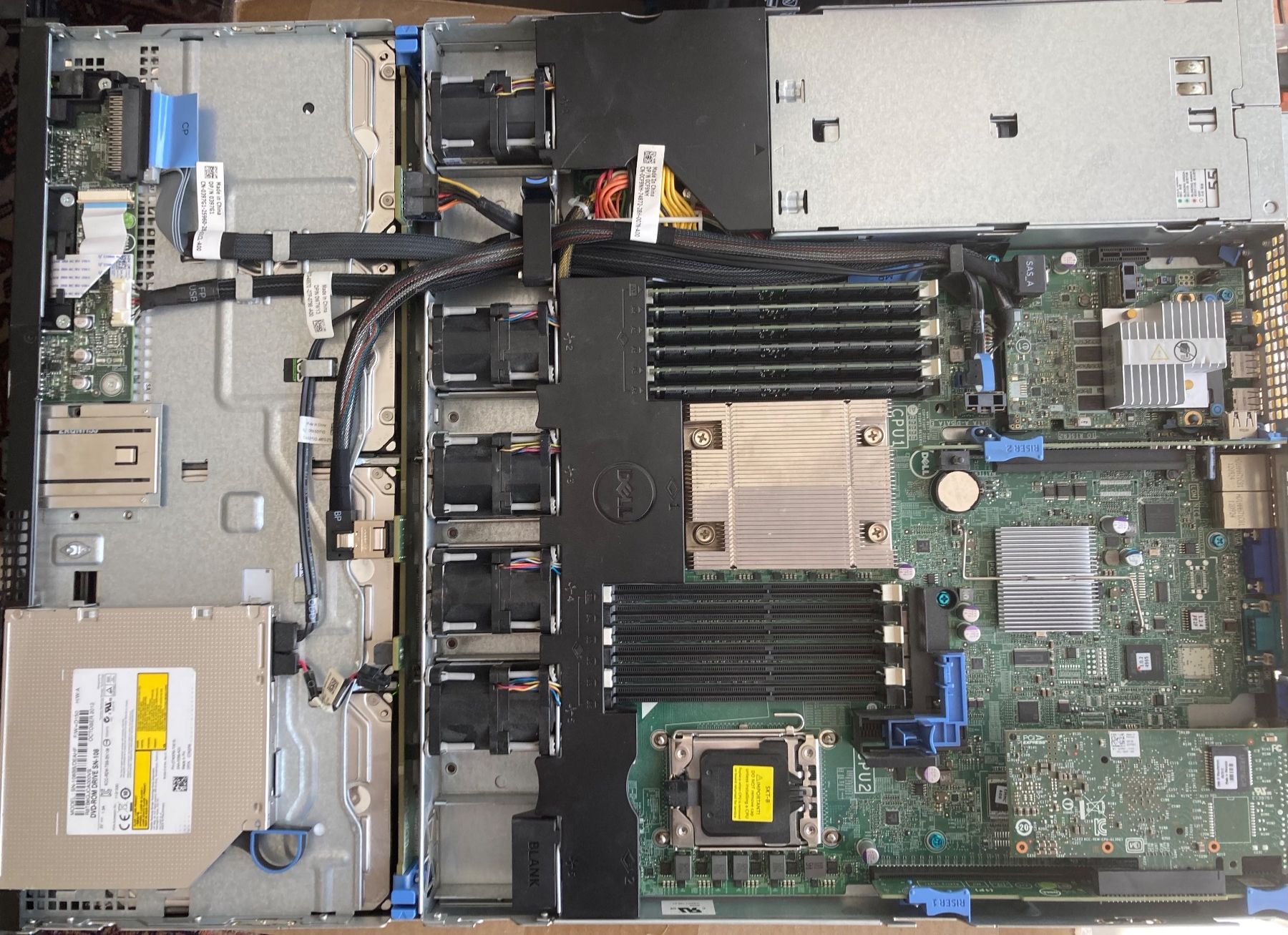 Dell Server: Dell Poweredge R420 LFF – Gebraucht aus Oberengstringen von Martinp