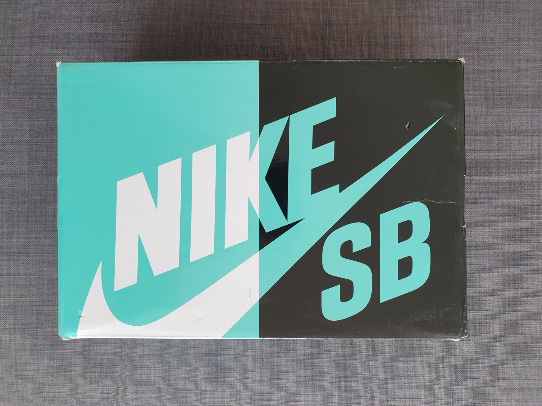 Nike Scarpe da uomo: Nike Dunk Hornets Edition NBA – Nuovo e nell'imballaggio originale da Rüti ZH venduto da Pacey0 3