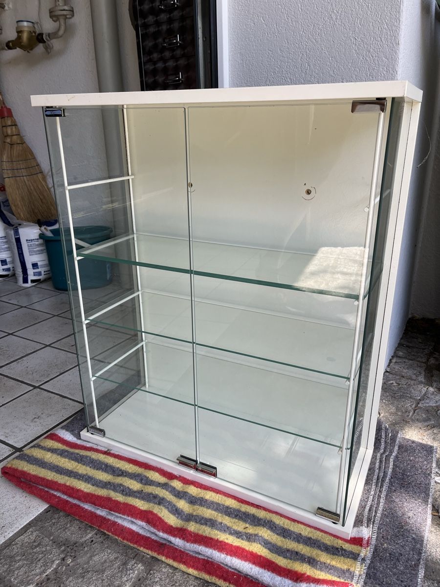 Vetrine: Glasvitrinenschrank – Usato da Küsnacht ZH venduto da mar_5cgq 2